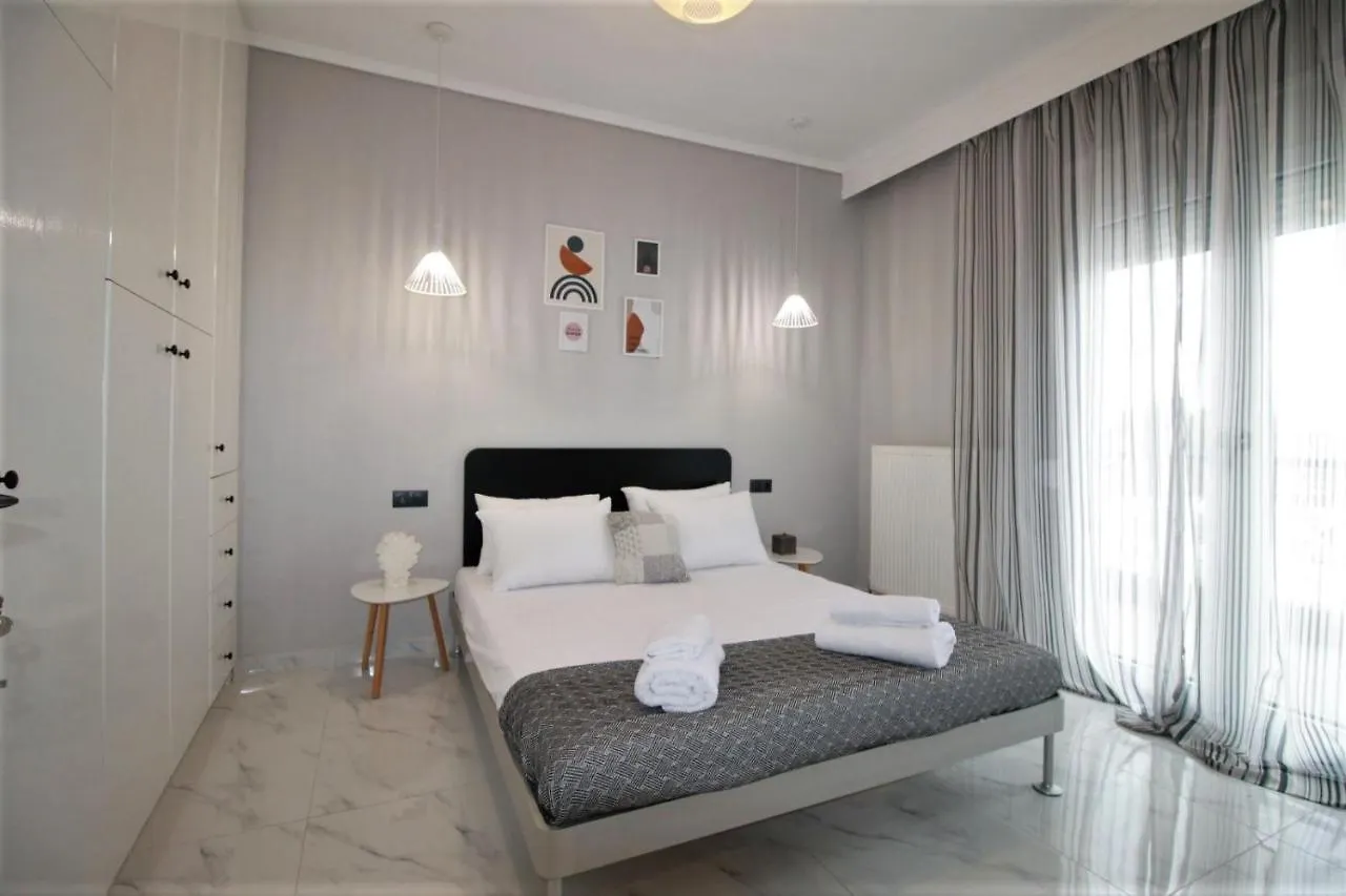 Miracle Luxury Apartments Peraia