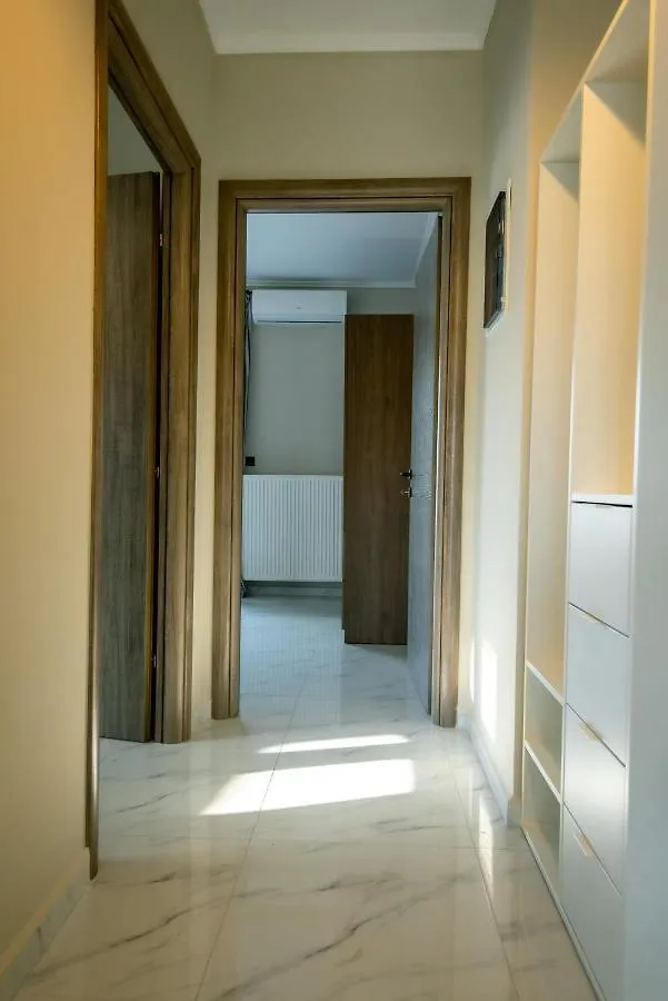 Miracle Luxury Apartments Peraia